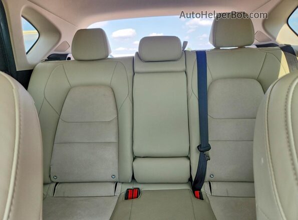 JM3KFACM6L0812975 2020 MAZDA CX-5 White Widok tylnych siedzeń