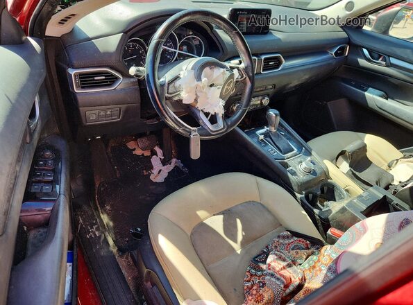 JM3KFACM7J0425431 2018 MAZDA CX-5 Red Vista del salpicadero