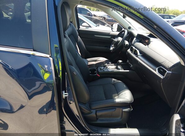 JM3KFACM7J1364138 2018 MAZDA CX-5 Blue წინა სალონის ხედი