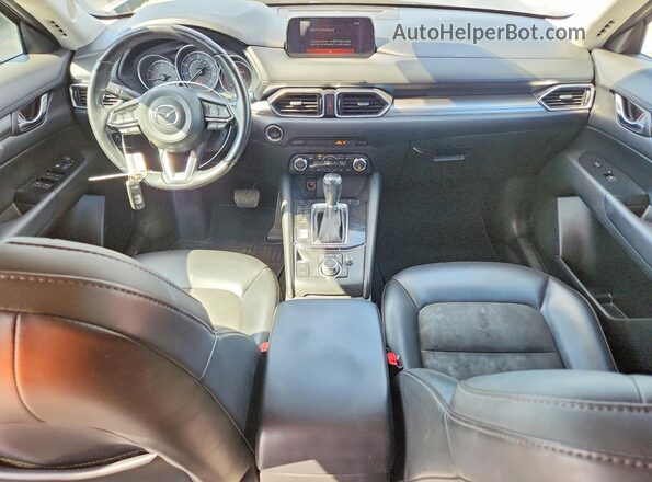JM3KFACM7J1473036 2018 MAZDA CX-5 Blue Dashboard view