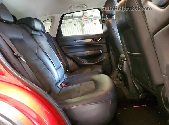 JM3KFACM7K0697771 2019 MAZDA CX-5 Red Widok wnętrza z tyłu