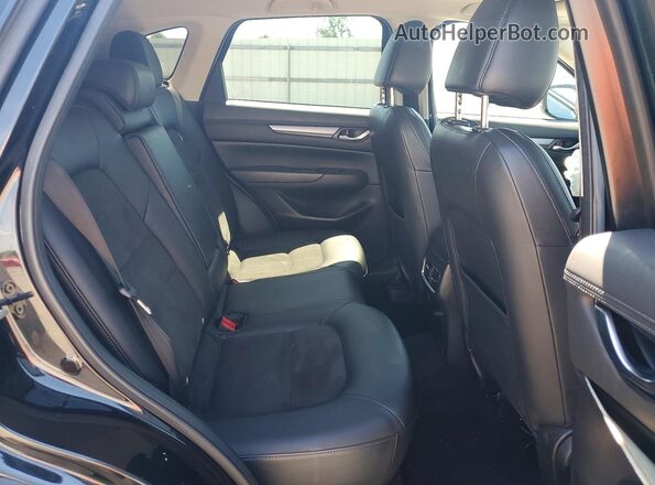JM3KFACM9J0471763 2018 MAZDA CX-5 Черный Вид задней части салона