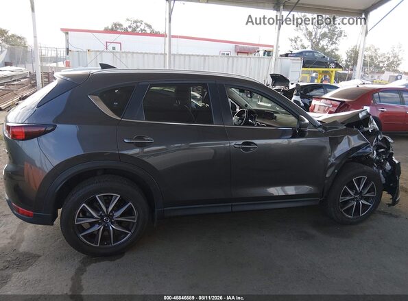 JM3KFACM9J1339130 2018 MAZDA CX-5 Gray Rear interior view