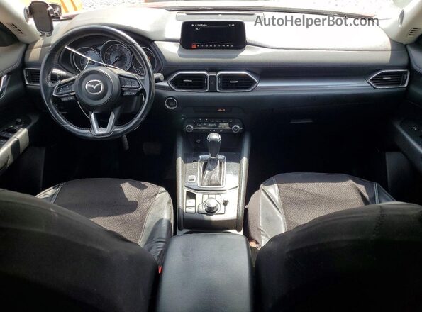 JM3KFACM9K0530750 2019 MAZDA CX-5 Красный Вид панели приборов