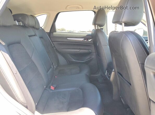 JM3KFACMXJ1399496 2018 MAZDA CX-5 Silver Vista interior trasera