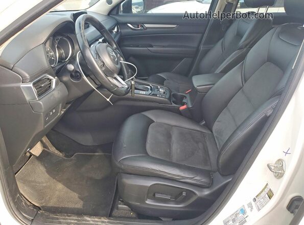 JM3KFACMXK1588862 2019 MAZDA CX-5 White Вид салону спереду