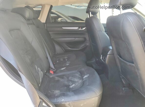 JM3KFACMXL0798613 2020 MAZDA CX-5 Белый Вид задней части салона
