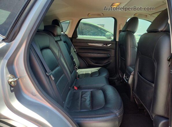 JM3KFADL0H0185431 2017 MAZDA CX-5 Silver Вид задньої частини салону