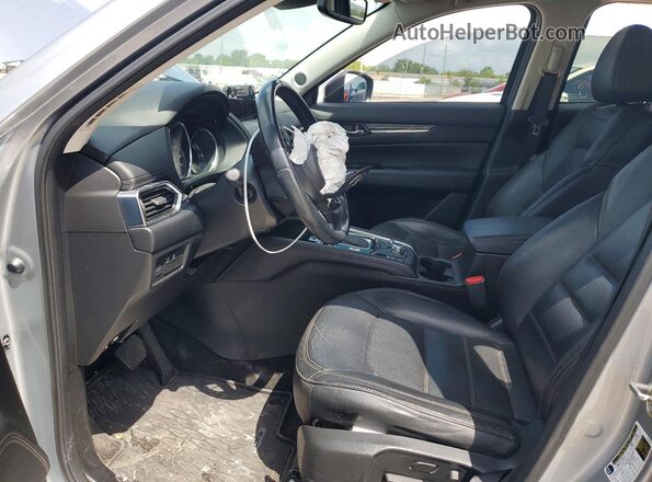 JM3KFADL5H0216575 2017 MAZDA CX-5 Silver წინა სალონის ხედი