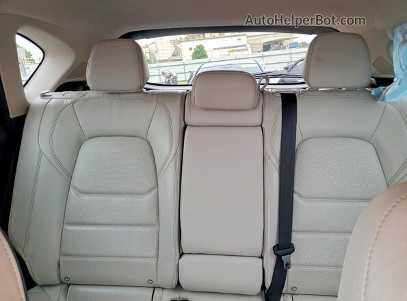 JM3KFADL7H0176368 2017 MAZDA CX-5 Burgundy Vista de los asientos traseros