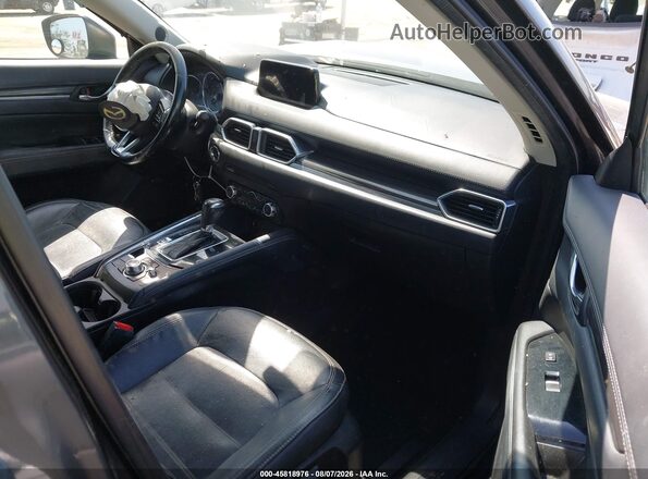 JM3KFADLXH0208438 2017 MAZDA CX-5 Gray Вид салону спереду
