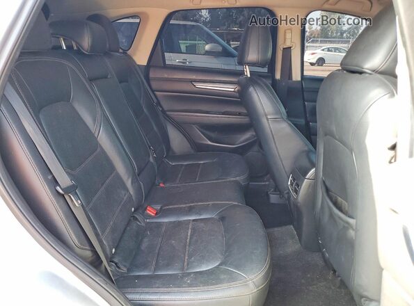 JM3KFADM2L0732586 2020 MAZDA CX-5 Silver Rear interior view