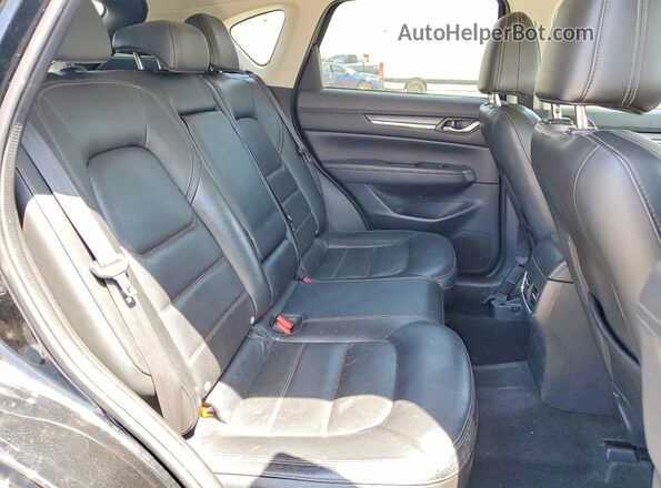 JM3KFADM8J0421743 2018 MAZDA CX-5 Black Սալոնի հետևի տեսք