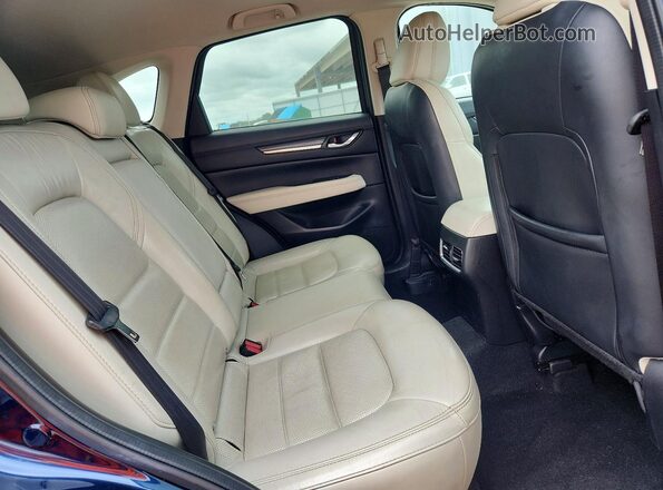 JM3KFADMXJ1422533 2018 MAZDA CX-5 Синий Вид задней части салона