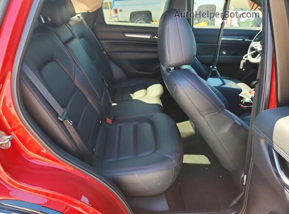 JM3KFBAY1N0589744 2022 MAZDA CX-5 Red Rear interior view