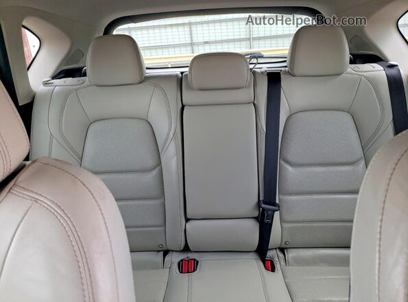 JM3KFBAY2L0754276 2020 MAZDA CX-5 Red Вид задніх сидінь