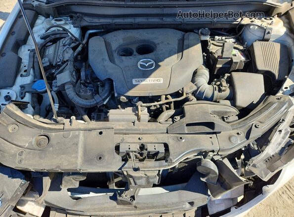 JM3KFBAY7L0864451 2020 MAZDA CX-5 White Vista del compartimento del motor