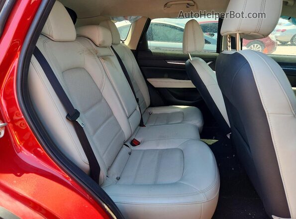 JM3KFBAY7M0345062 2021 MAZDA CX-5 Red Widok wnętrza z tyłu