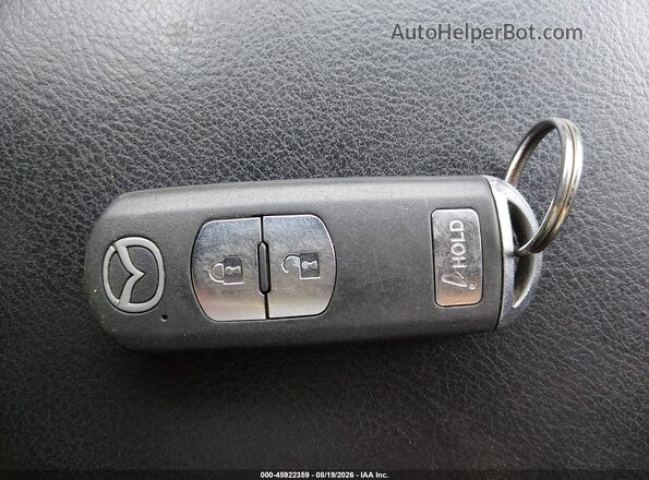 JM3KFBBL3H0130660 2017 MAZDA CX-5 White Vista del salpicadero