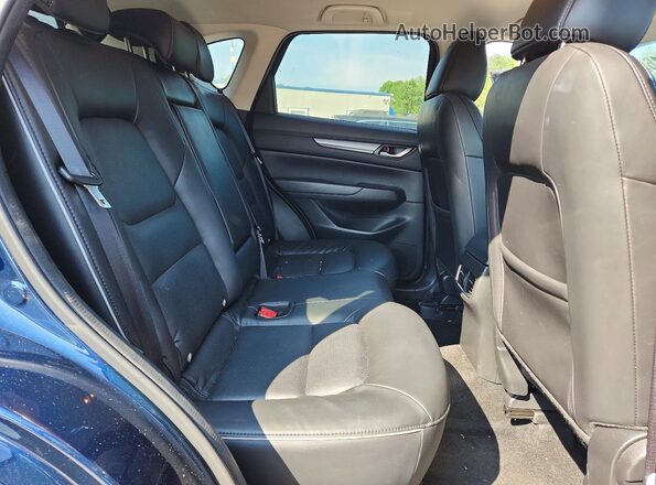JM3KFBBL6S0678384 2025 MAZDA CX-5 Blue Widok wnętrza z tyłu