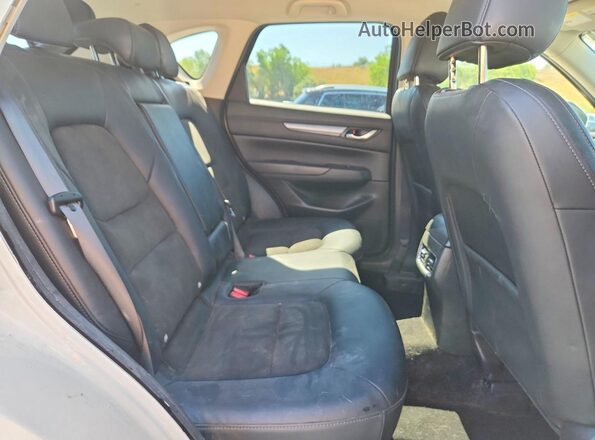 JM3KFBBM9P0185525 2023 MAZDA CX-5 White Вид задньої частини салону