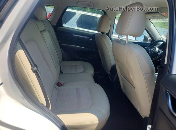JM3KFBCL4H0144713 2017 MAZDA CX-5 White Вид задньої частини салону