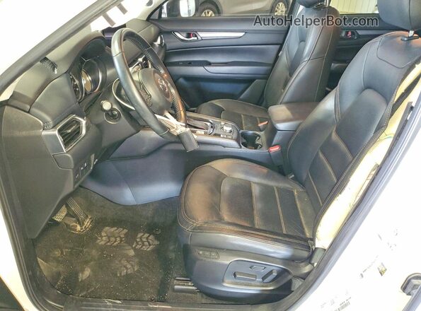 JM3KFBCM0M1499956 2021 MAZDA CX-5 White Front interior view