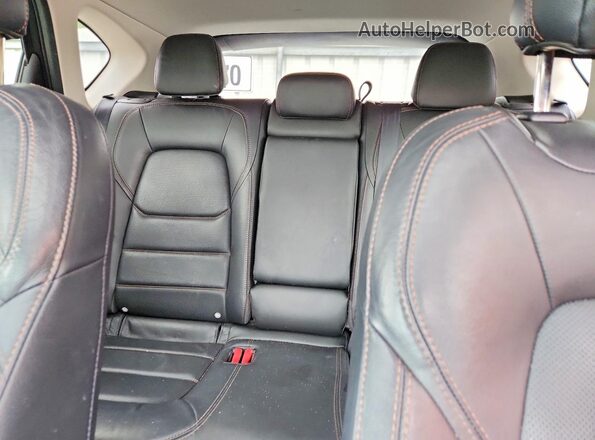 JM3KFBCM0P0180535 2023 MAZDA CX-5 White Vista de los asientos traseros