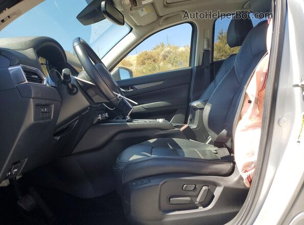 JM3KFBCM1P0139007 2023 MAZDA CX-5 Silver Widok wnętrza z przodu