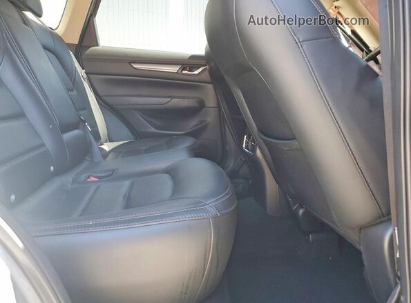 JM3KFBCM1P0139007 2023 MAZDA CX-5 Silver Widok wnętrza z tyłu