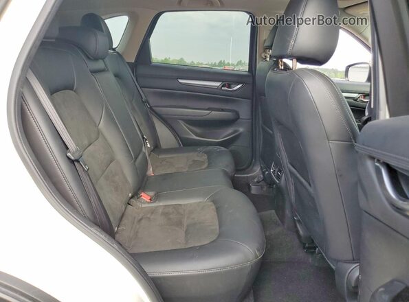 JM3KFBCM2L1802170 2020 MAZDA CX-5 White Rear interior view
