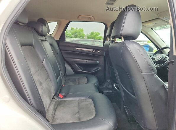 JM3KFBCM3M0337602 2021 MAZDA CX-5 Белый Вид задних сидений