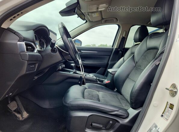 JM3KFBCM3M0337602 2021 MAZDA CX-5 Белый Вид салона спереди