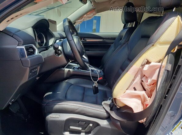 JM3KFBCM3S0570781 2025 MAZDA CX-5 Gray Widok wnętrza z przodu