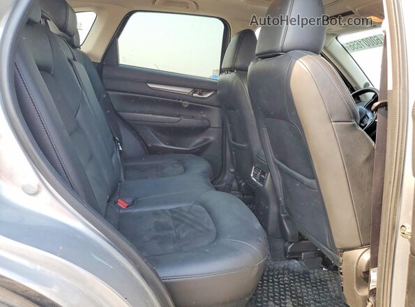 JM3KFBCM4K1662394 2019 MAZDA CX-5 Silver Вид задньої частини салону