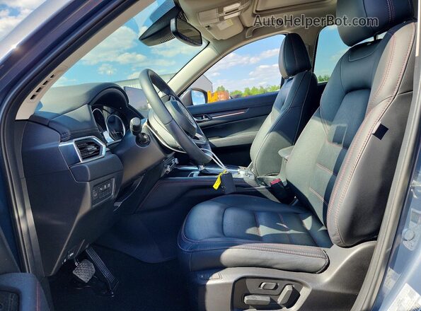 JM3KFBCM4S0647741 2025 MAZDA CX-5 Gray Вид салону спереду