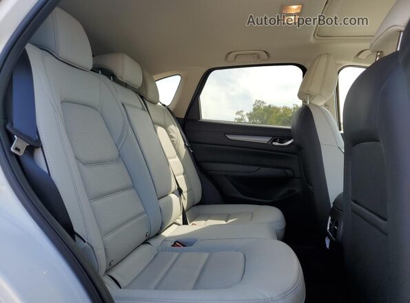 JM3KFBCM5R0360113 2024 MAZDA CX-5 White Вид задньої частини салону