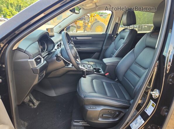 JM3KFBCM5S0705646 2025 MAZDA CX-5 Black Вид салону спереду