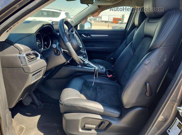 JM3KFBCM7M0389072 2021 MAZDA CX-5 Charcoal Widok wnętrza z przodu