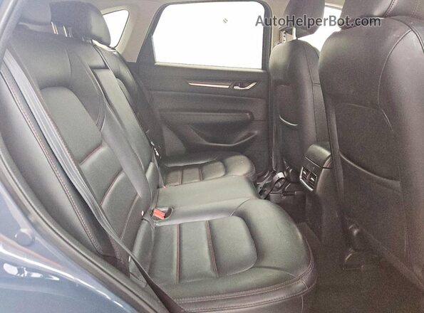 JM3KFBCM7M0450159 2021 MAZDA CX-5 Gray Rear interior view