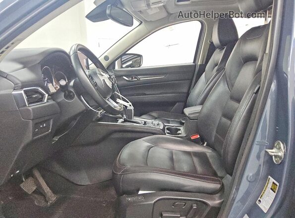 JM3KFBCM7M0450159 2021 MAZDA CX-5 Gray Front interior view