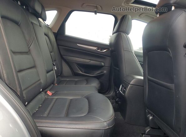 JM3KFBCM7M1338200 2021 MAZDA CX-5 Silver Вид задньої частини салону