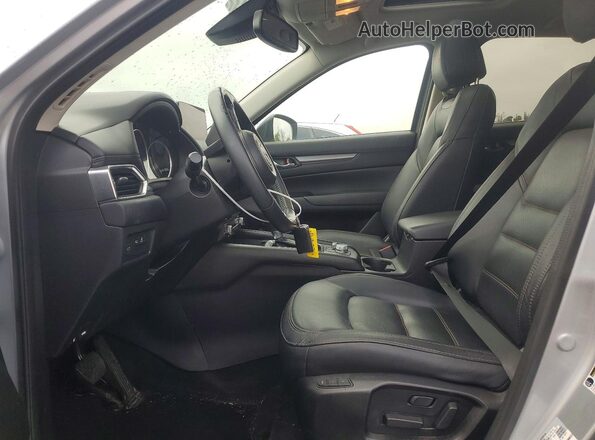 JM3KFBCM7M1338200 2021 MAZDA CX-5 Silver Вид салону спереду