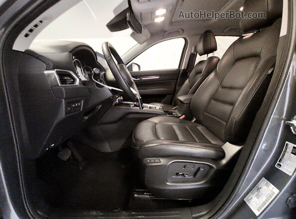 JM3KFBCM7S0677574 2025 MAZDA CX-5 Серый Вид салона спереди