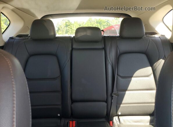 JM3KFBCM9M0371799 2021 MAZDA CX-5 Gray Հետևի նստատեղերի տեսք