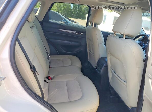 JM3KFBCMXJ0308030 2018 MAZDA CX-5 Белый Вид задней части салона