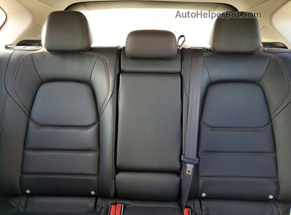 JM3KFBCMXM1482680 2021 MAZDA CX-5 Red Vista de los asientos traseros