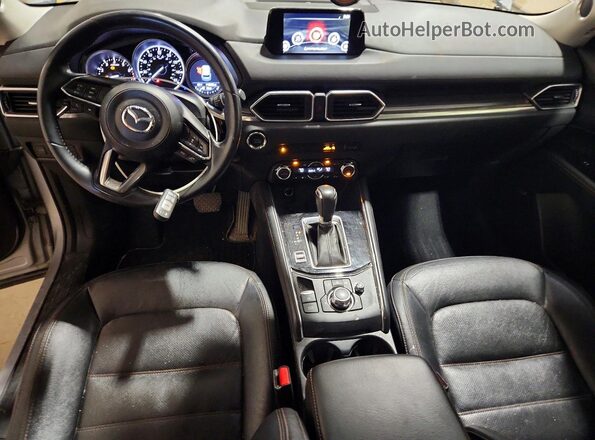 JM3KFBDL0H0106538 2017 MAZDA CX-5 Silver Vista del salpicadero