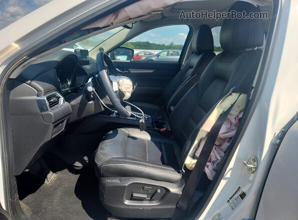 JM3KFBDL5R0422468 2024 MAZDA CX-5 White Widok wnętrza z przodu