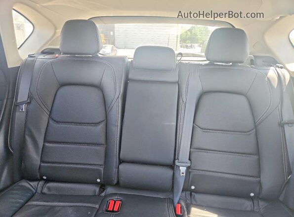 JM3KFBDL5R0422468 2024 MAZDA CX-5 White Widok tylnych siedzeń